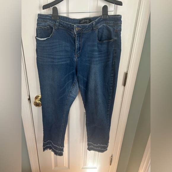 CHARLIE B Denim - Frayed Hem Denim Pants - Medium Blue
